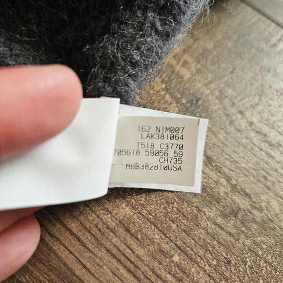 Brunello Cucinelli Alpaca Virgin Wool Metallic Stripe Cropped Sweater, XL, Grey - Picture 6 of 8